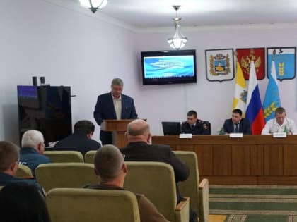 Состоялось совместное заседание антитеррористической комиссии и комиссии по предупреждению и ликвидации чрезвычайных ситуаций и обеспечению пожарной безопасности в Грачевском муниц