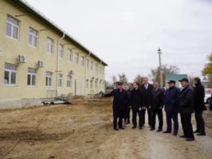 Выездное совещание по вопросам строительства поликлиники в Арзгире