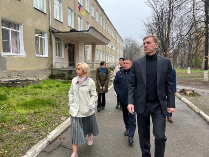 Андрей Турчак раскритиковал регионы за срыв сроков проведения капремонта школ