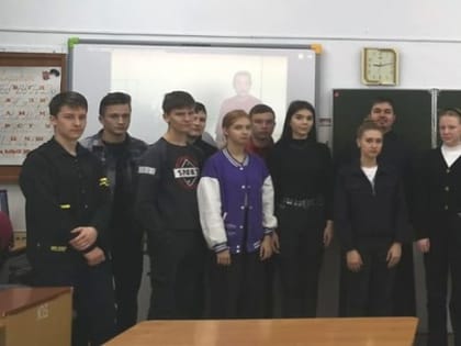 В селе Труновском священник провел беседу с учащимися школы №8