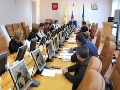 В администрации округа состоялось очередное совещание по рассмотрению​ обращений​ граждан