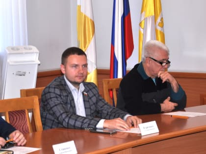 В городской Думе прошли заседания комитетов