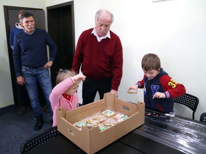 Николай Великдань встретился с беженцами из Херсонской области