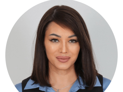 Поздравление директора института профессора Т.А. Шебзуховой с Днём российской науки