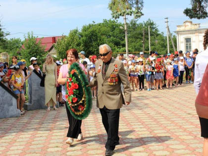 Память нашу не стереть с годами