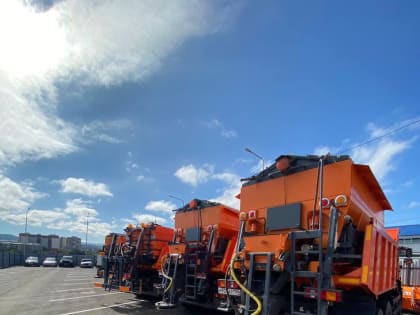 Рекордное количество коммунальной техники в Кисловодске заканчивает подготовку к смене сезона.