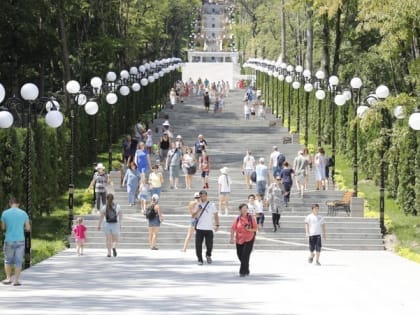 Курортные фонтаны запустили в Железноводске