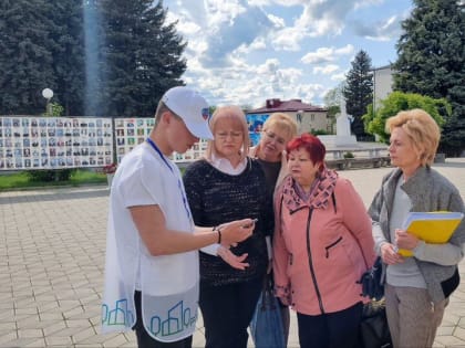 Волонтёры помогают жителям Предгорного округа выбрать объект благоустройства