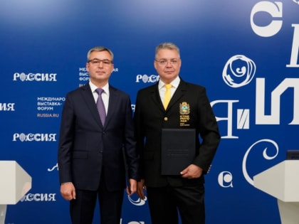 ГУБЕРНАТОР ВЛАДИМИРОВ ПОДПИСАЛ СОГЛАШЕНИЕ  О СОТРУДНИЧЕСТВЕ С ВДНХ