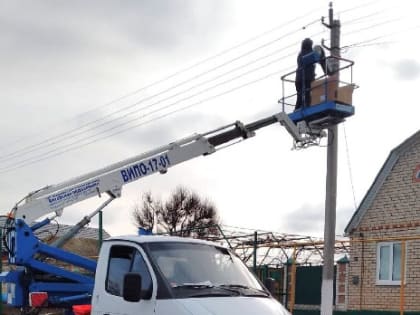 В Благодарненском муниципальном округе продолжается работа по восстановлению уличного освещения