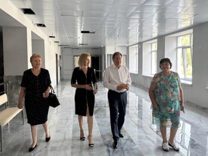 Депутат Государственной Думы Федерального Собрания Российской Федерации Михаил Владимирович Кузьмин проверил капремонт в школах Грачевки и Старомарьевки