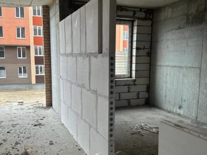 Дмитрий Ворошилов проинспектировал ход строительства домов для переселения пятигорчан из аварийного жилья
