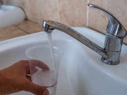 Старомарьевка осталась без воды на полдня из-за аварии