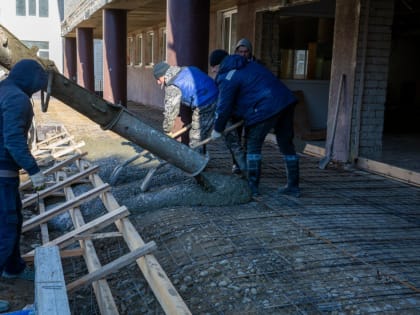 Продвижение масштабного капремонта в восьми школах проверил глава Ставрополя