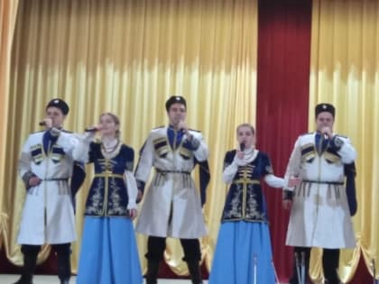 В Доме культуры села Сергиевского состоялся концерт для виновниц первого весеннего праздника