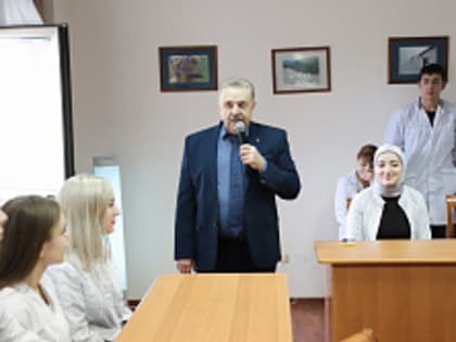 В преддверии Дня защитника Отечества прошла встреча сотрудников вуза - ветеранов и участников боевых действий с представителями студенческих объединений