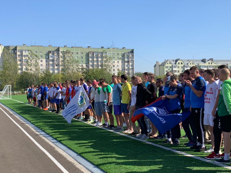 Лига городов. Арнест футбольная лига. Футбольное поле Невинномысск. Открытие городского чемпионата. ДЮСШ ЗВС Невинномысск.