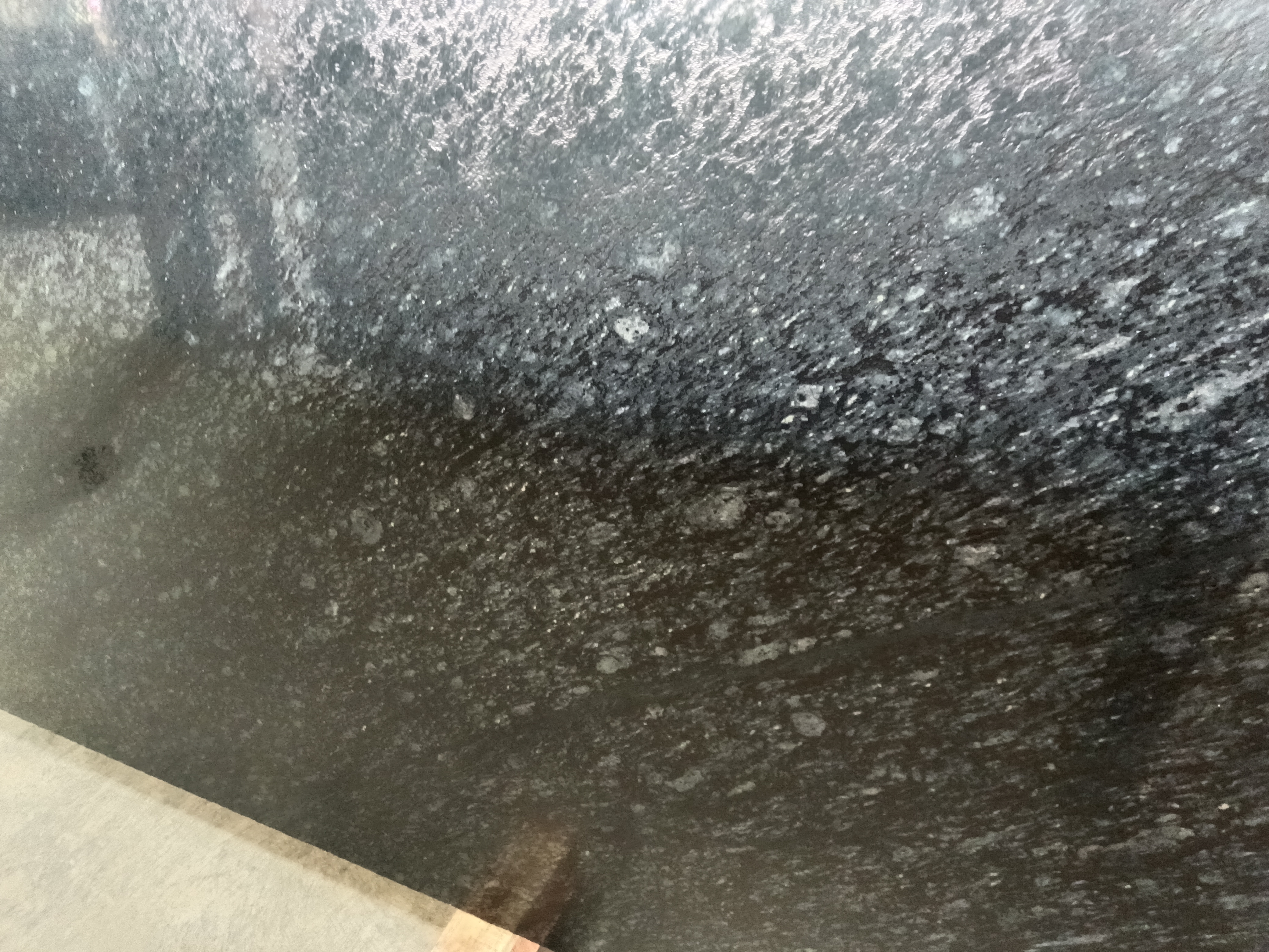 KOTRA BLACK LAPTRO detail 1