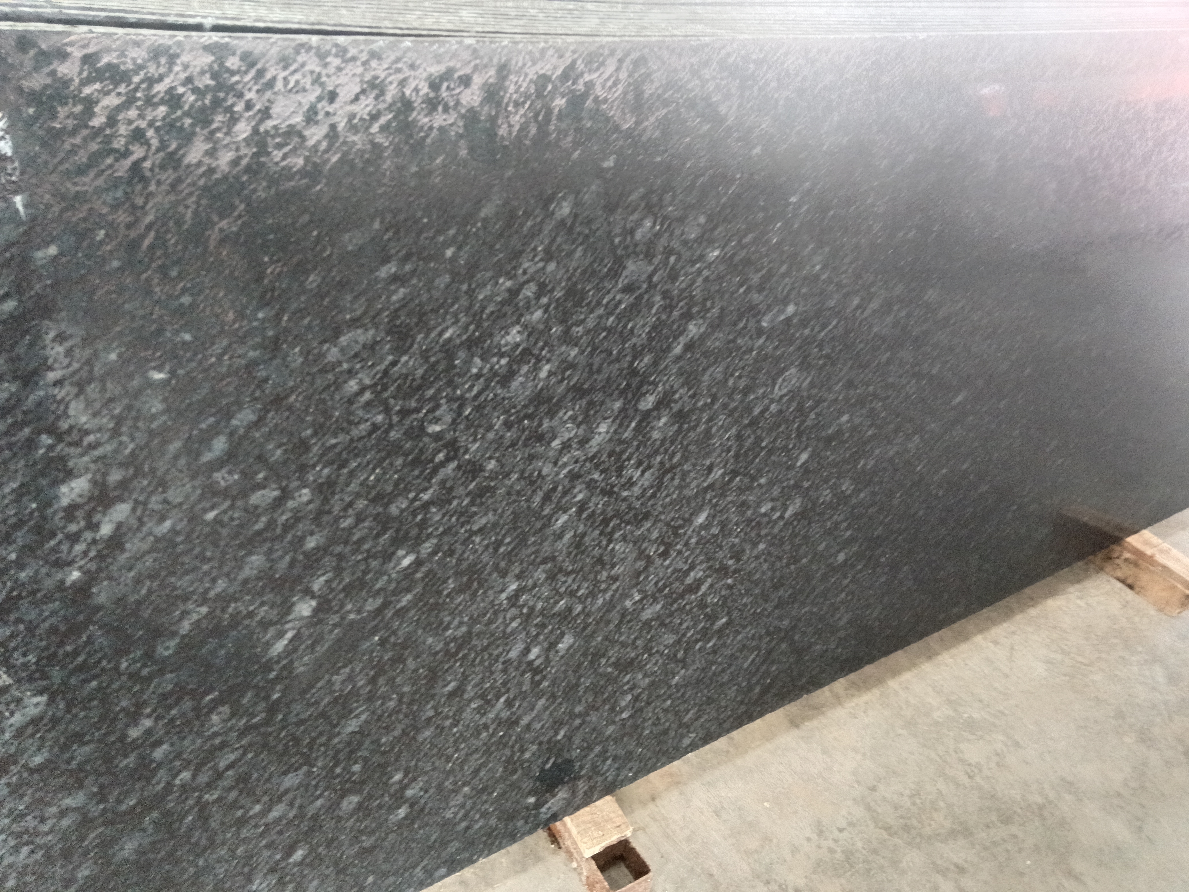 KOTRA BLACK LAPTRO detail 2