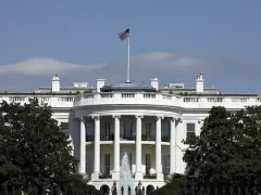 Азербайджан требует от США прекратить вмешательство во внутренние дела страны