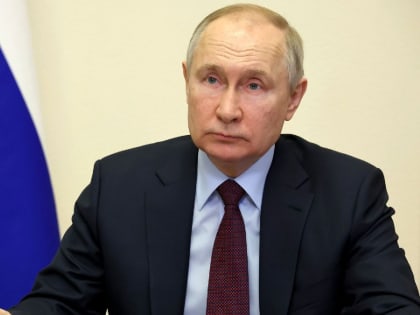 Путин ограничил объём закупки валюты для резидентов