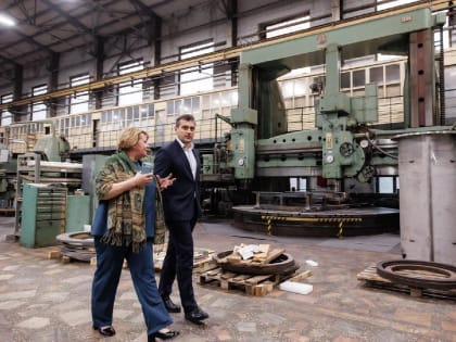 Глава Дубны Тихомиров ответил на вопросы работников НПО «Атом»