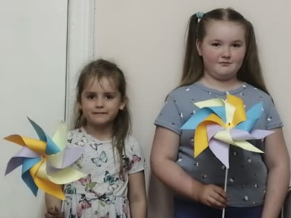 Ватулинцы мастерили вертушку «Ветерок»