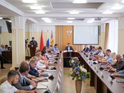 Владимир Волков провел оперативное совещание в Люберцах