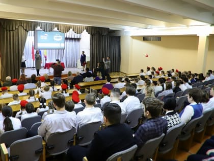 В Воскресенске открыли ещё одну Парту Героя