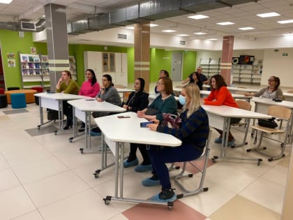 Встреча родительского клуба прошла в школе №338