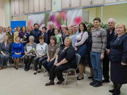 Михаил Ежокин и Вячеслав Фетисов приехали в дом детского творчества в Домодедово