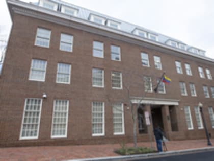 Посольство Венесуэлы в США официально прекратило свою работу