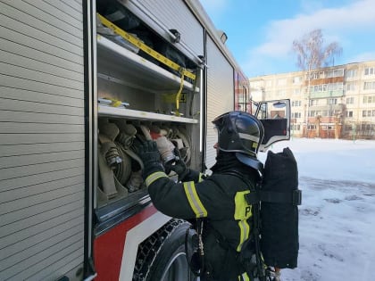 В Пушкино полыхает частный дом