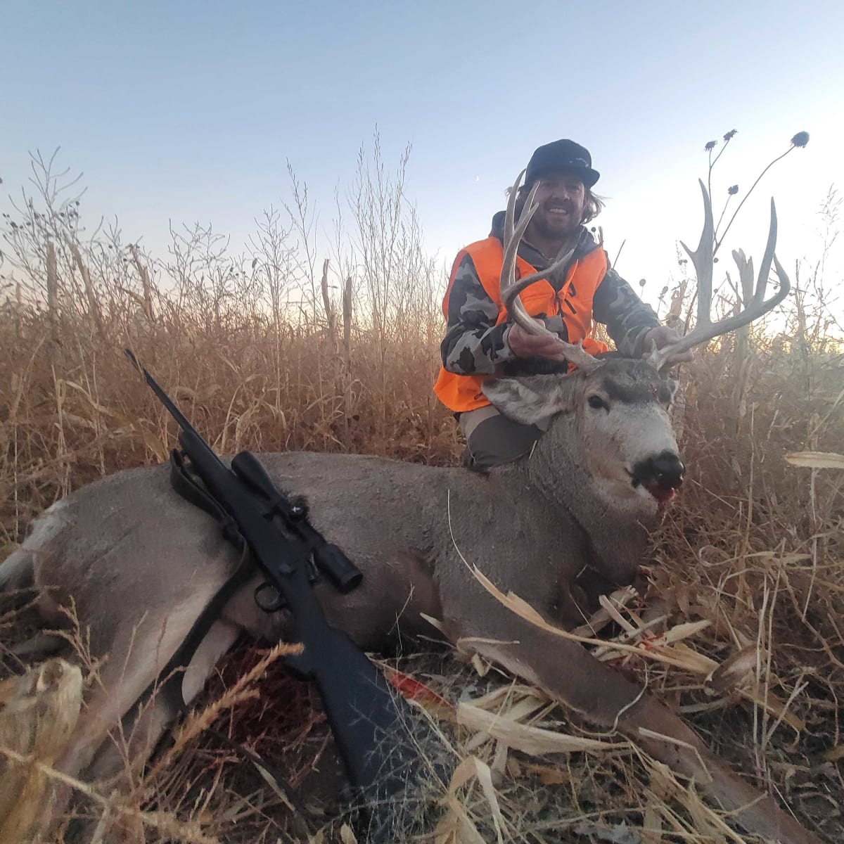 County Road Bucks - Deer Hunt 5-Day