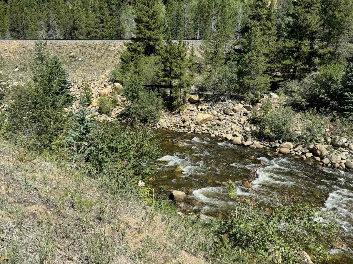 property_data/RRO98F4xJWYAilFobeLg/pictures/[RW] South Boulder Canyon_2.jpg