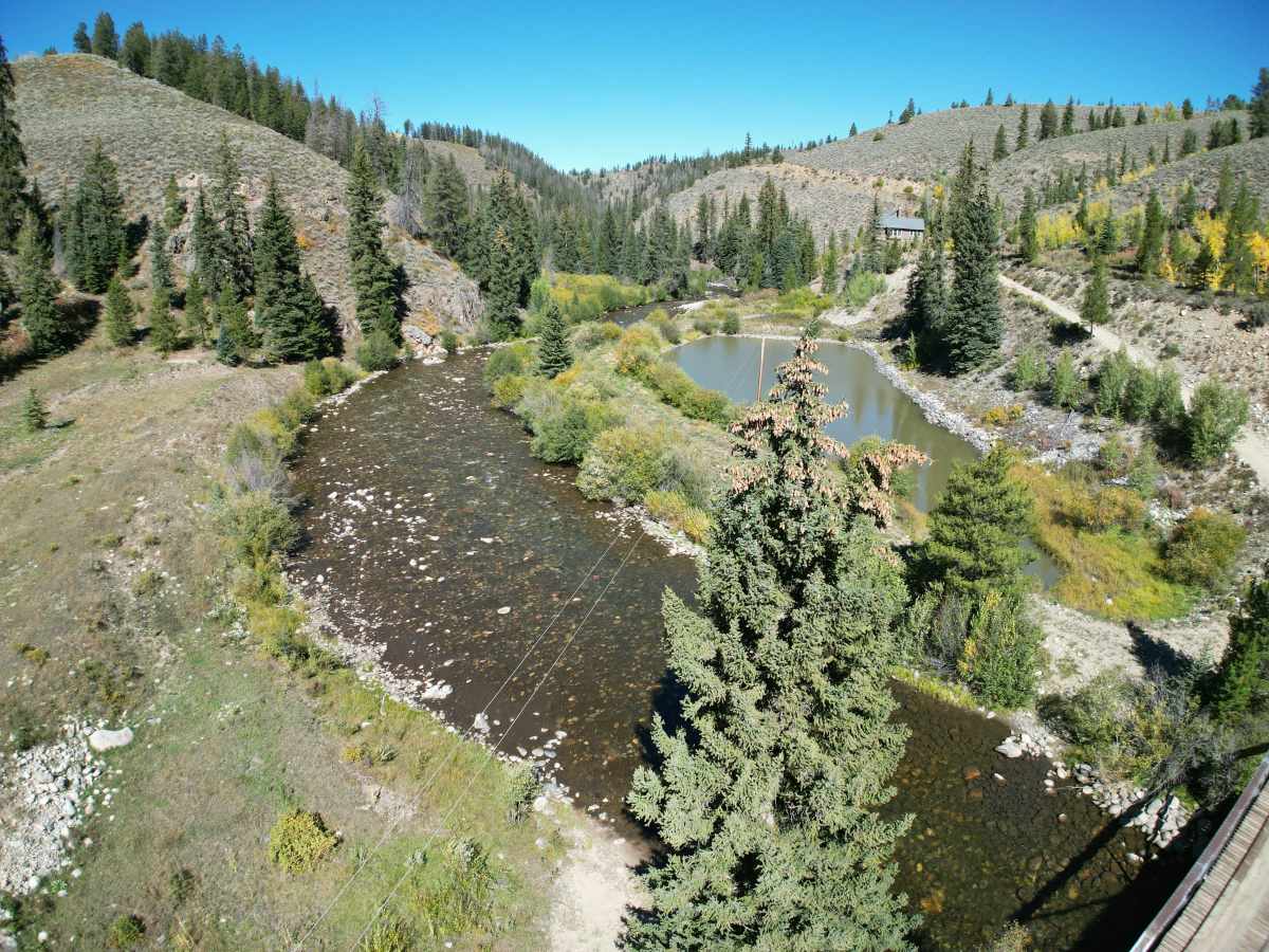 property_data/mmJPlFqWmxstM0FtifnL/pictures/[RW] Upper Williams Fork Canyon_2.jpg