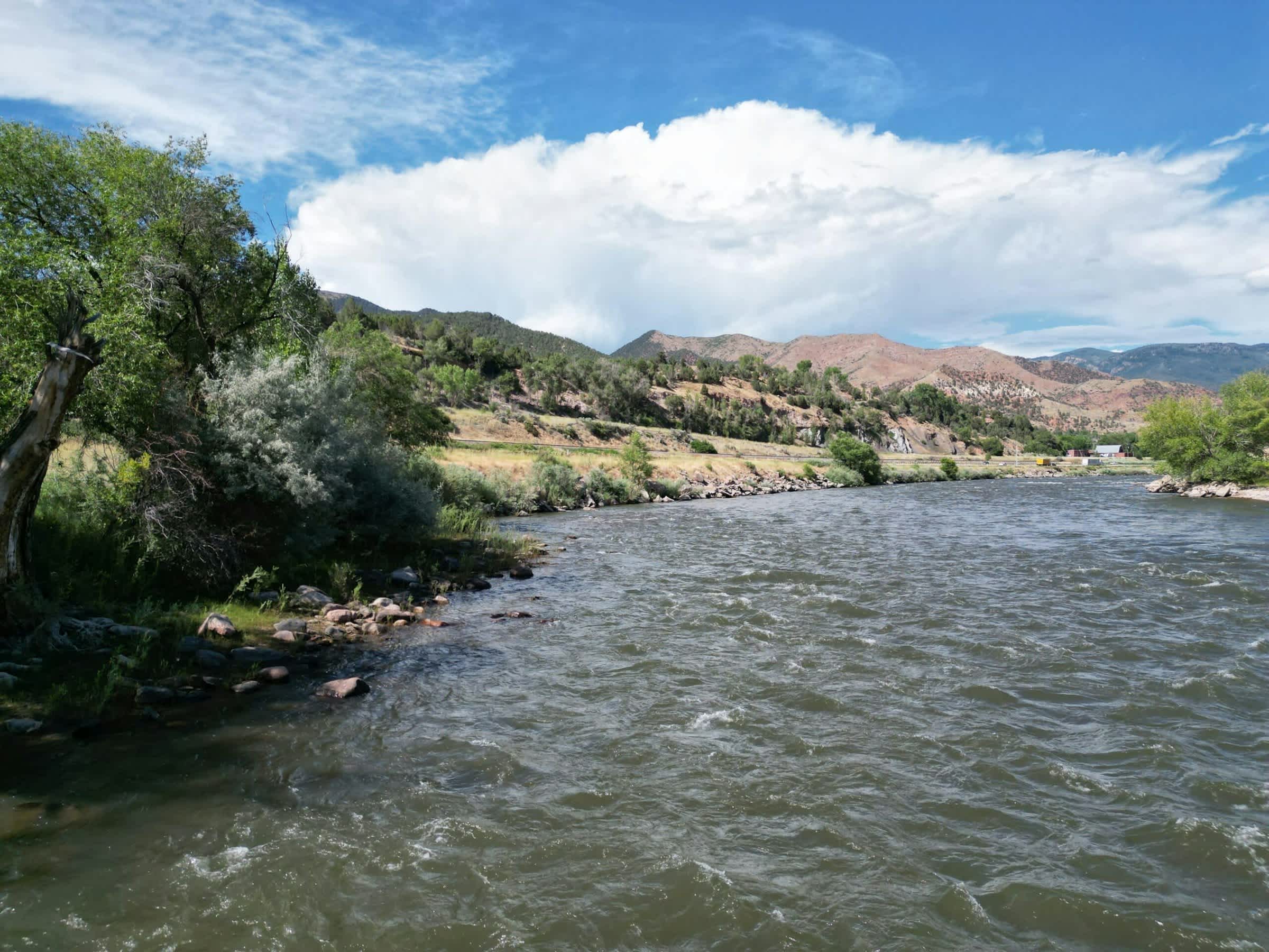 property_data/0Nvm2PfDOYJRHFCKsIVq/pictures/[RW] Colorado River Grand Hogback_11.jpg
