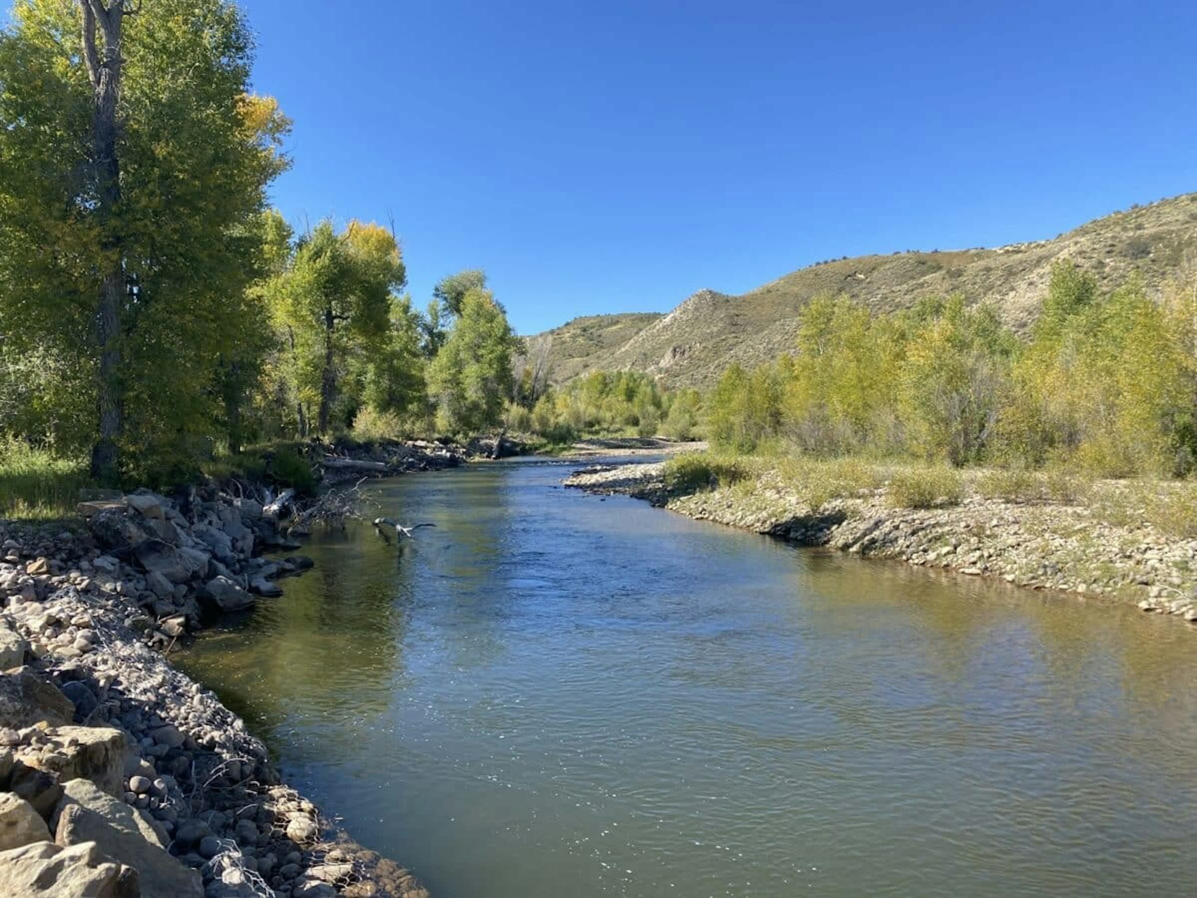 property_data/A2qRLrioHKqhPFl2NK9B/pictures/[RW] Bear River Scenic Getaway_11.jpg