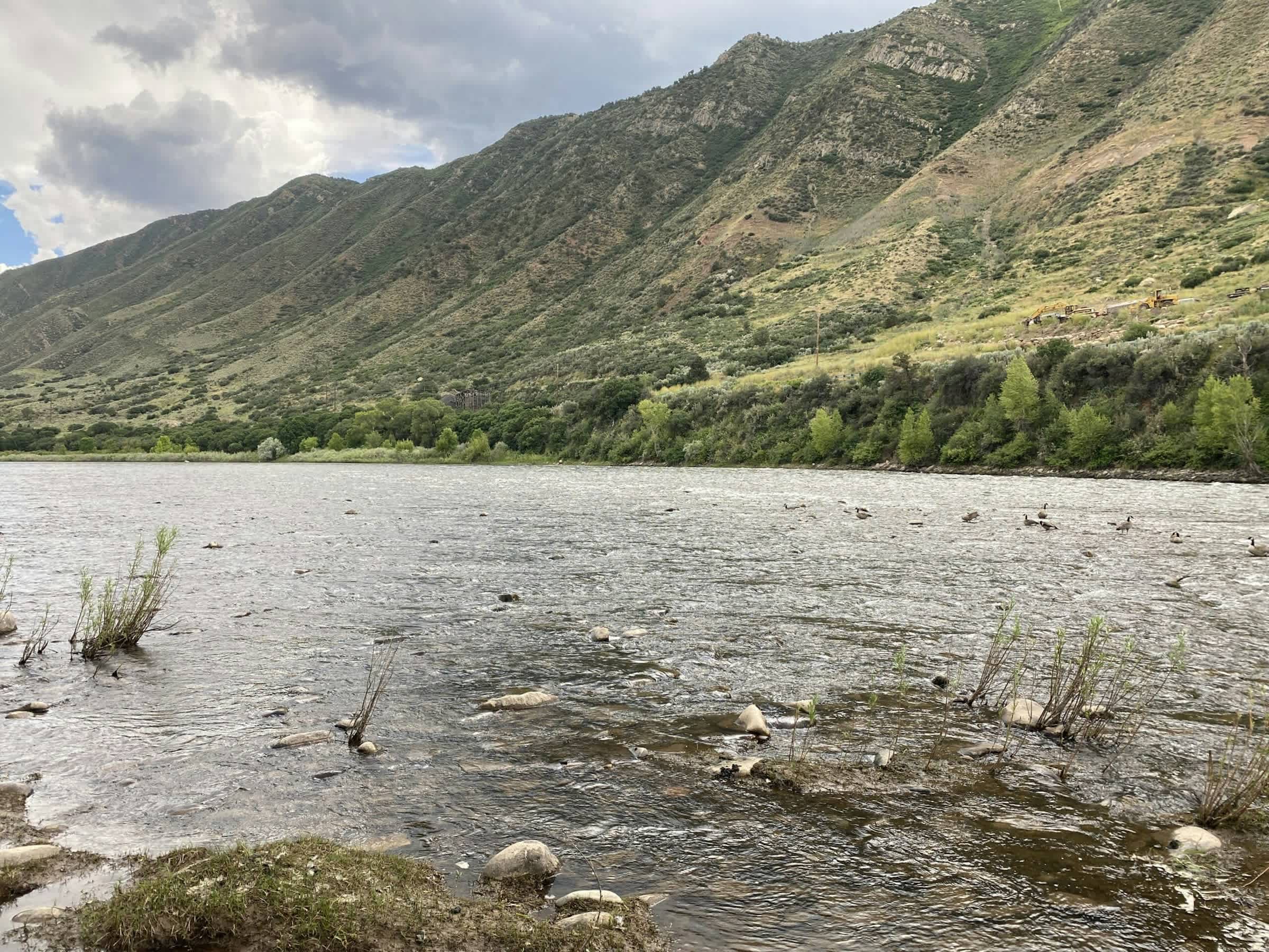 property_data/0Nvm2PfDOYJRHFCKsIVq/pictures/[RW] Colorado River Grand Hogback_1.jpg