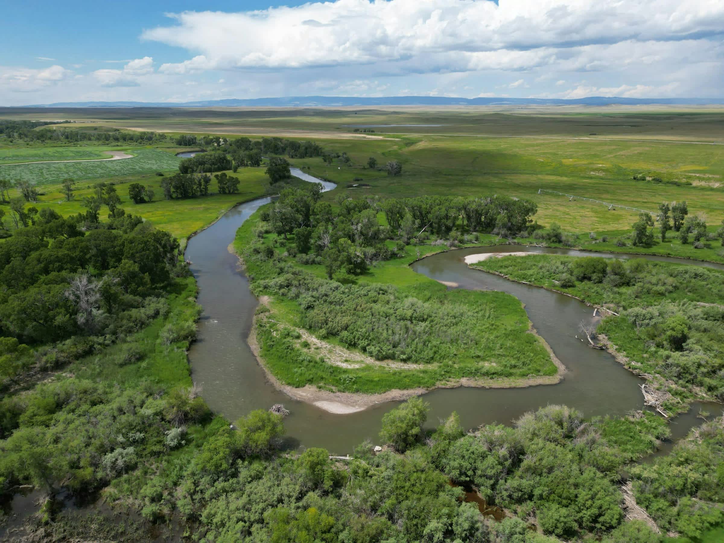 property_data/9nIzQCVRmgUP3TXIewHK/pictures/[RW] Musselshell River Historic Haven_1.jpg