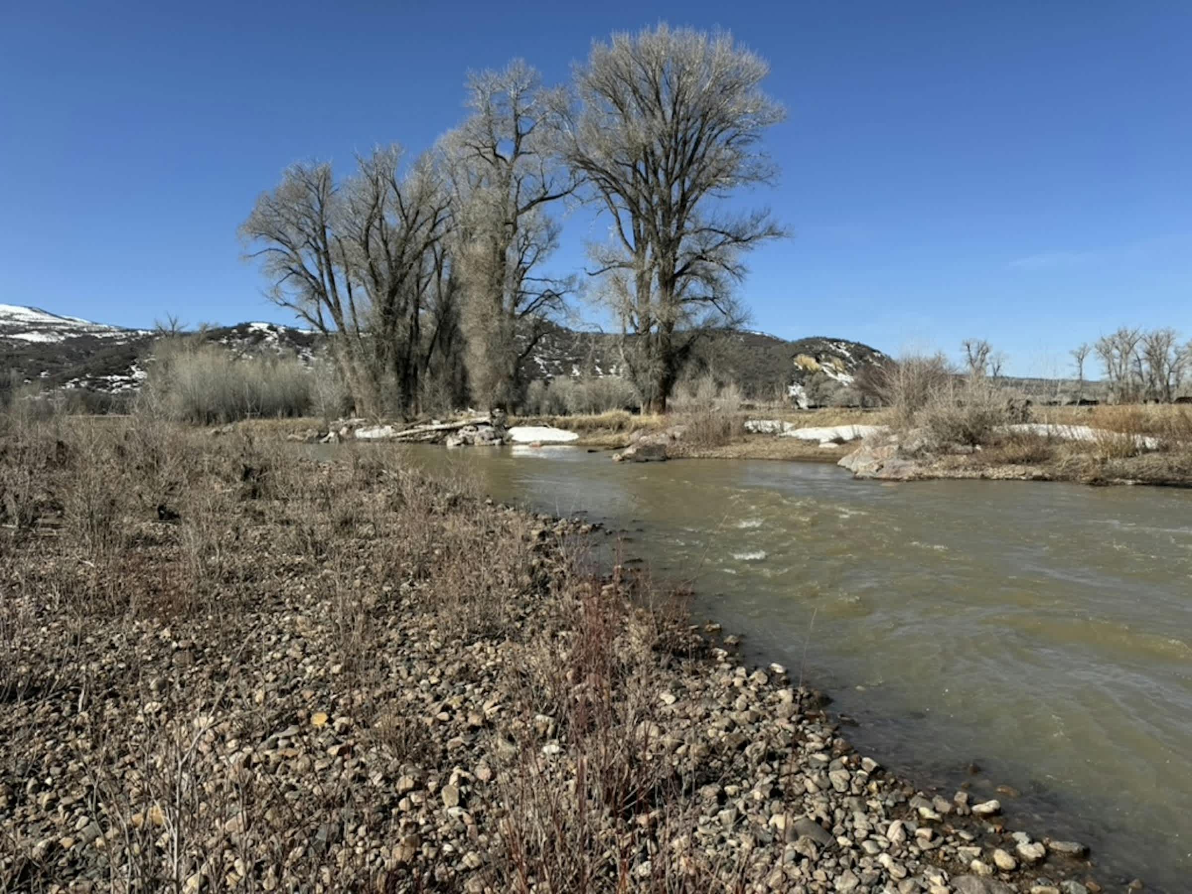 property_data/O287JK7sAVUUKmtCc8Hi/pictures/[RW] Little Snake River_3.jpg