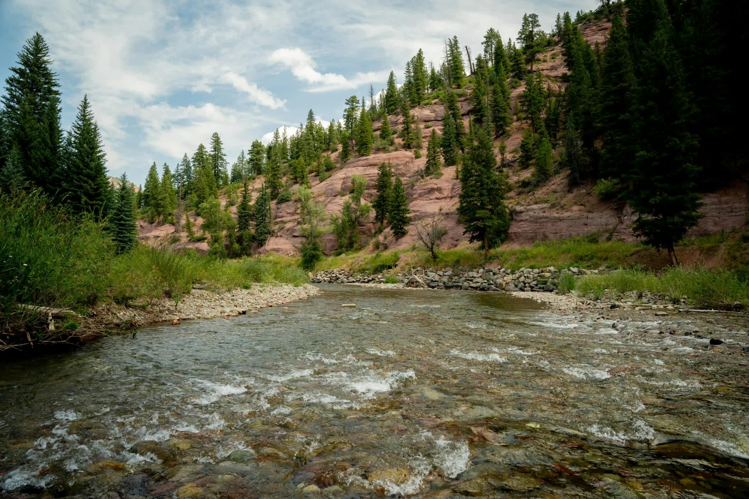 property_data/V2OrX1jaCeJYi0beM9Ip/pictures/[RW] Crystal River Redstone Retreat_12.jpg