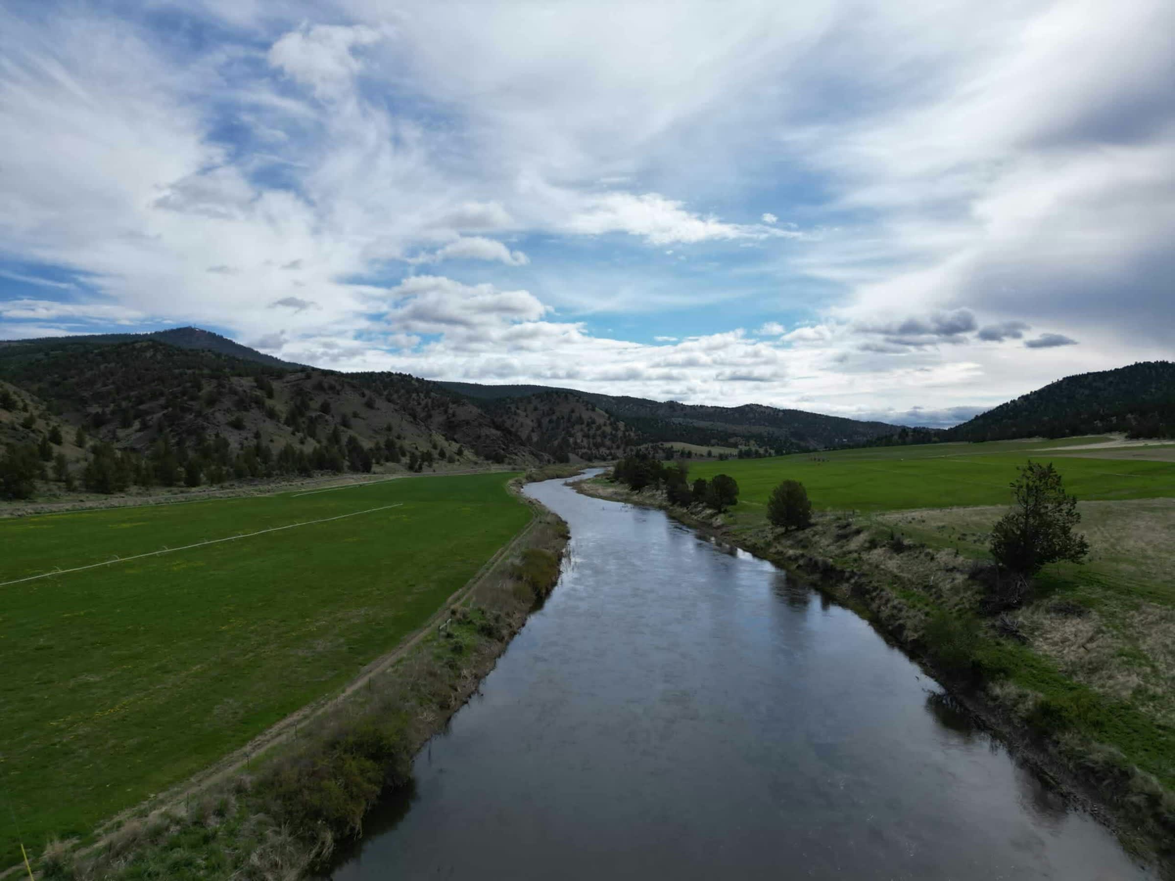 property_data/oubIaFT4L6NtMWdpTvWL/pictures/[RW] Crooked River Fish Camp_2.jpg