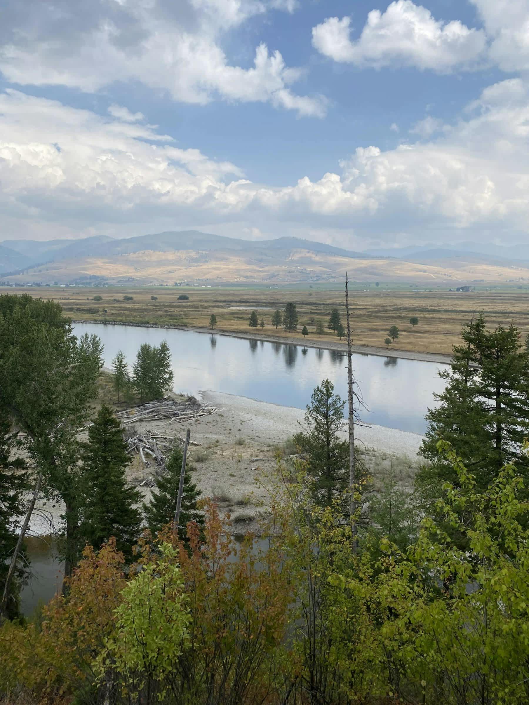 property_data/wqHUBjS5bS5kI4wyiGTd/pictures/[RW] Clark Fork Overlook Ranch_0.jpg
