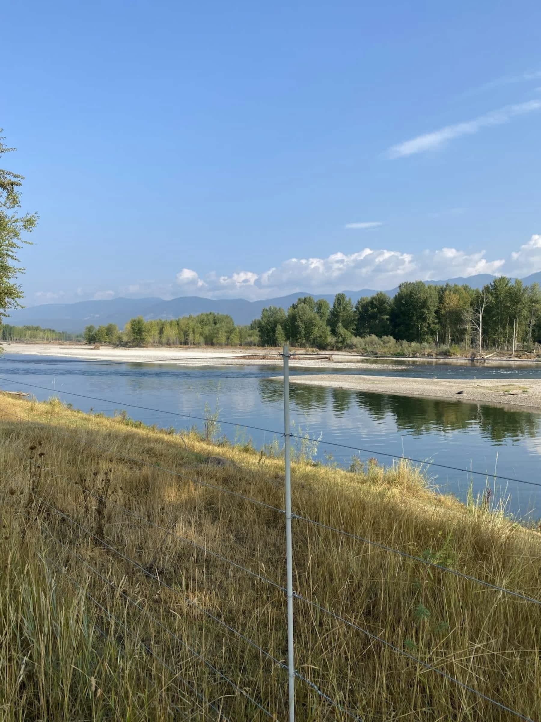 property_data/wqHUBjS5bS5kI4wyiGTd/pictures/[RW] Clark Fork Overlook Ranch_3.jpg