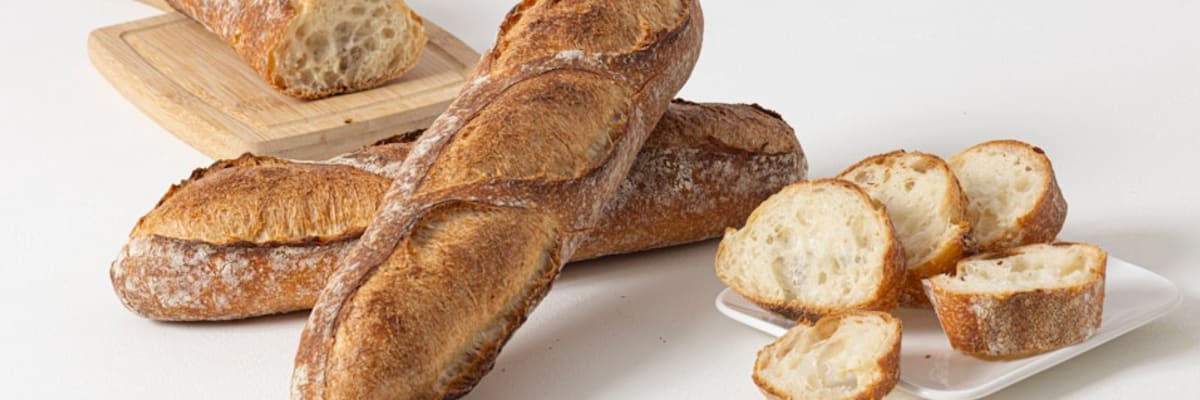Korean bakery bread display