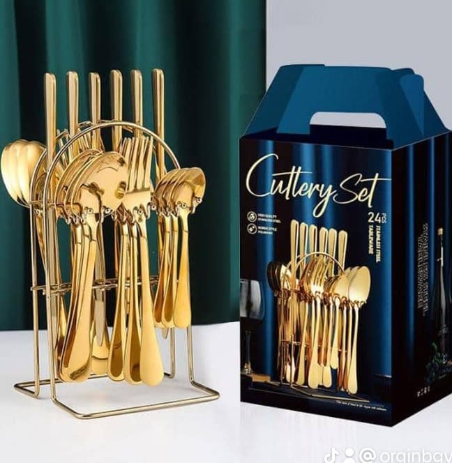 Golden cutlery set