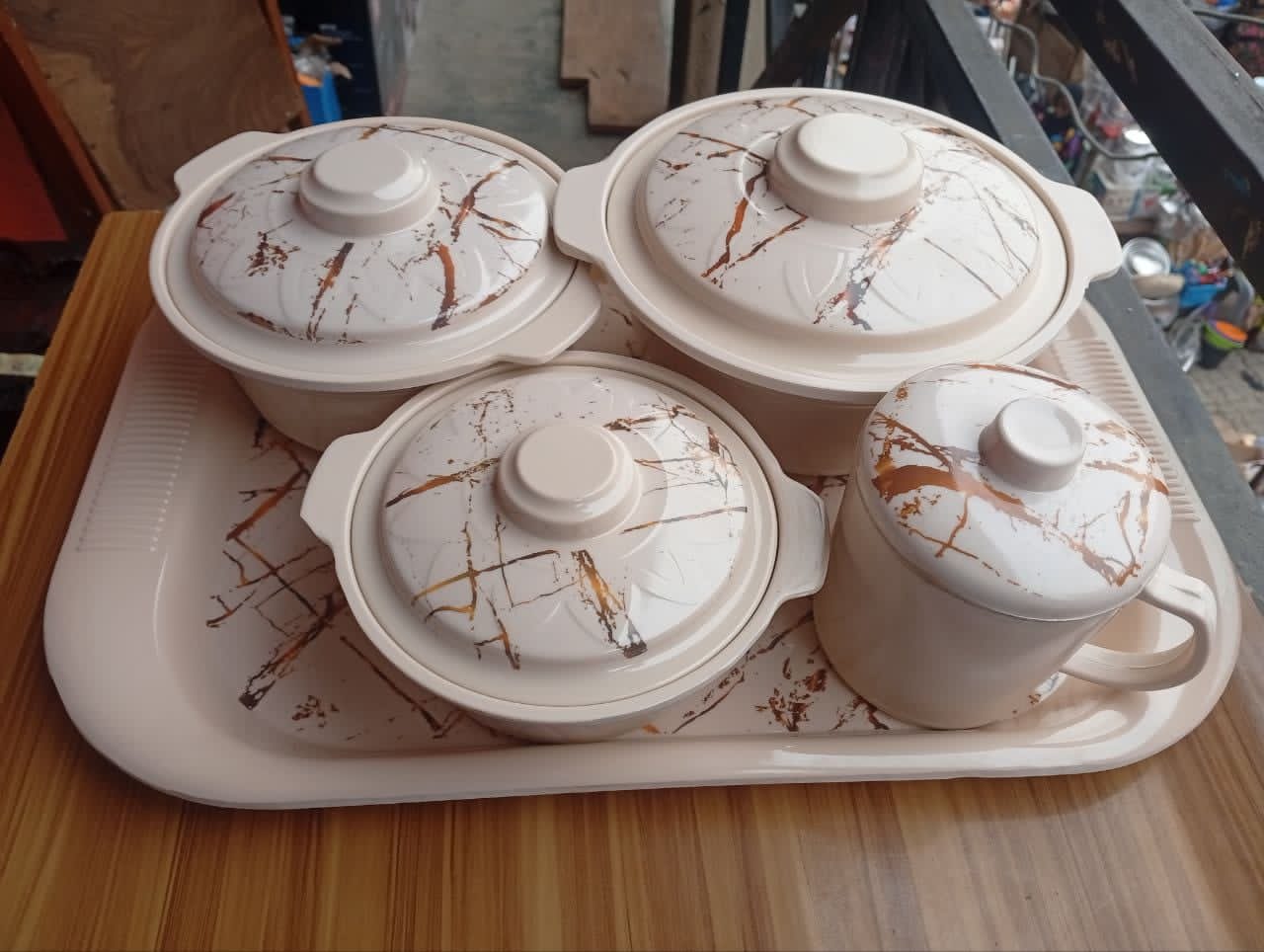 Unbreakable dinner set