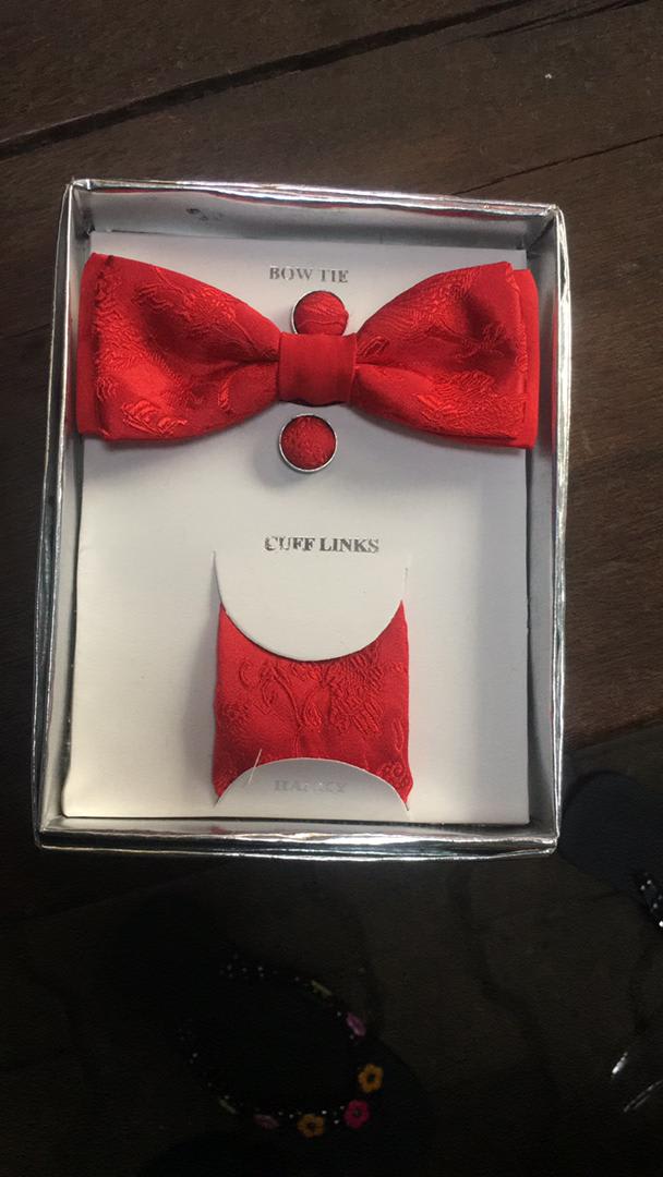 Slim fit bowtie