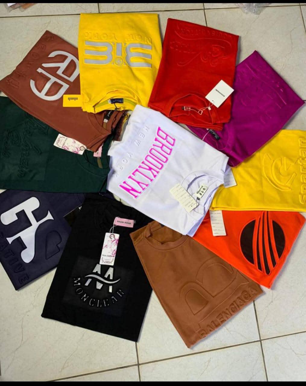 T-SHIRT